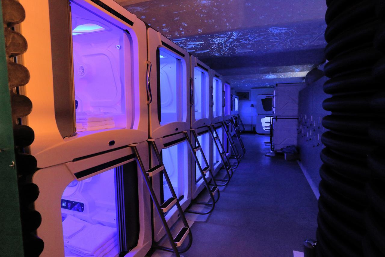 Subspace Hostel Zagreb Bagian luar foto