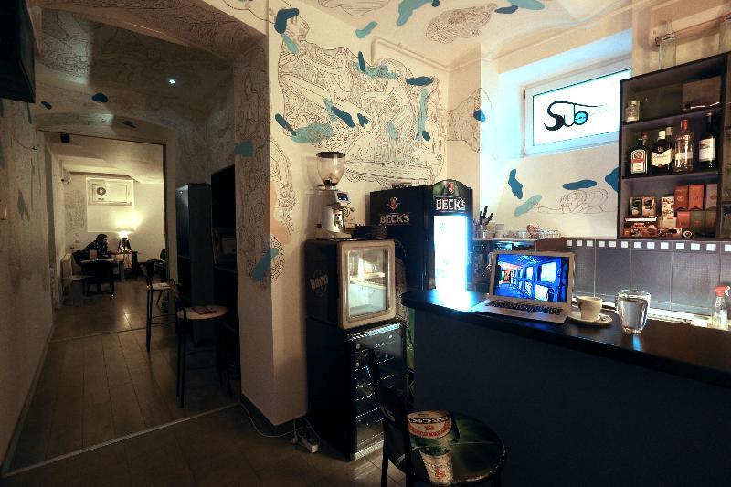 Subspace Hostel Zagreb Bagian luar foto
