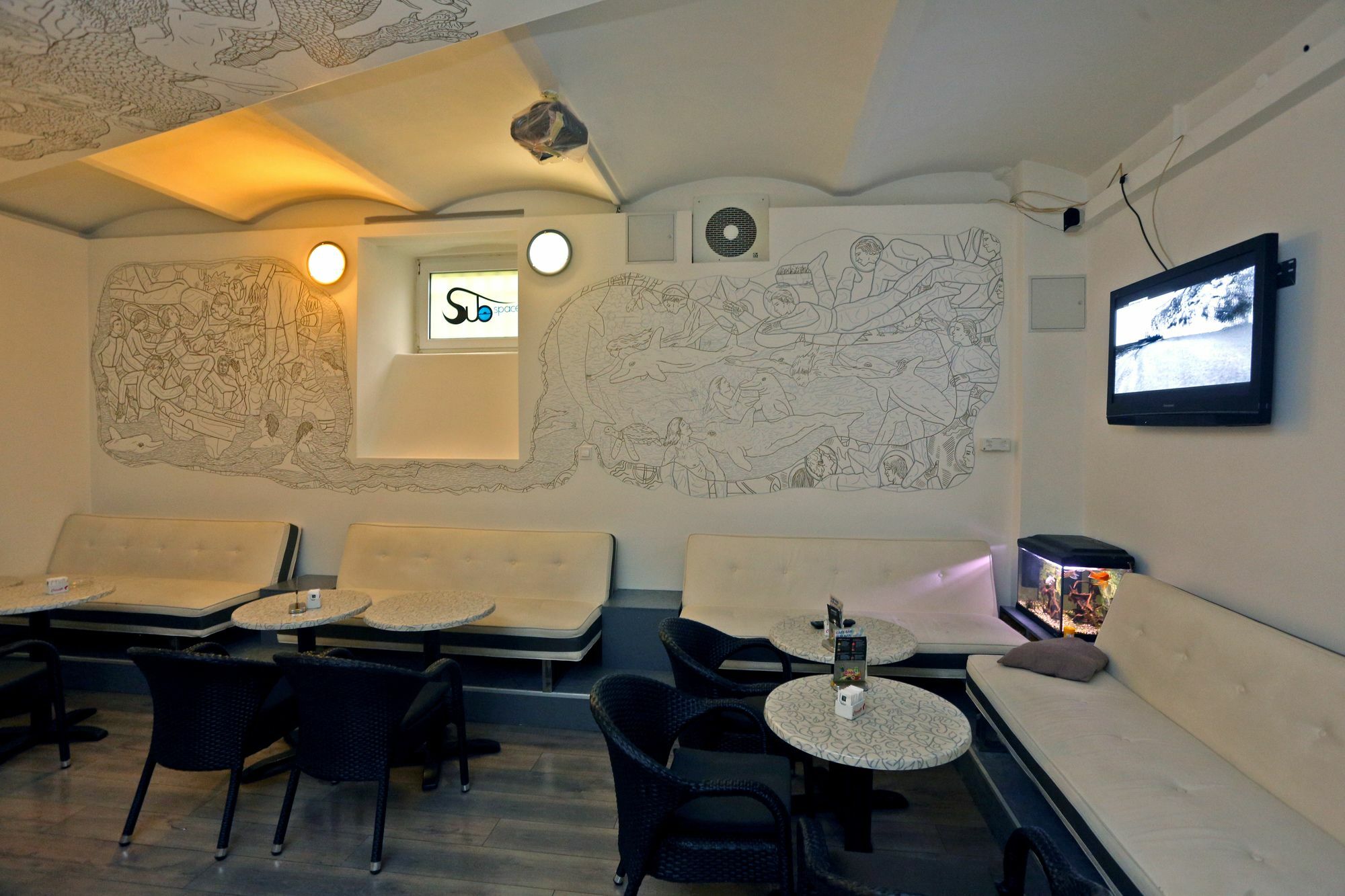Subspace Hostel Zagreb Bagian luar foto
